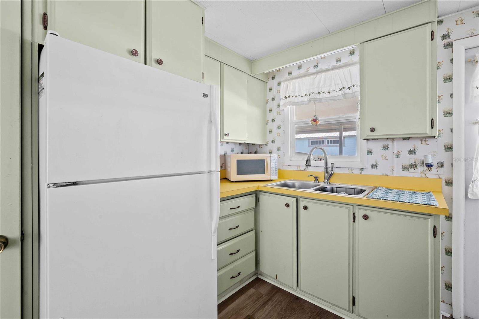 BETMAR ACRES - Residential