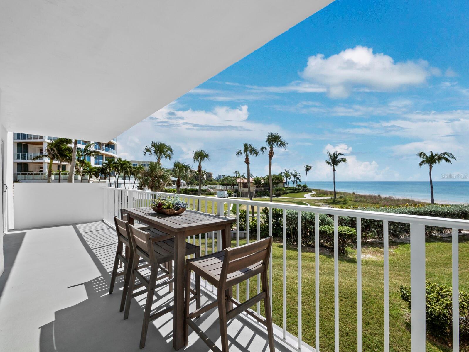 ISLANDER CLUB OF LONGBOAT - Residential