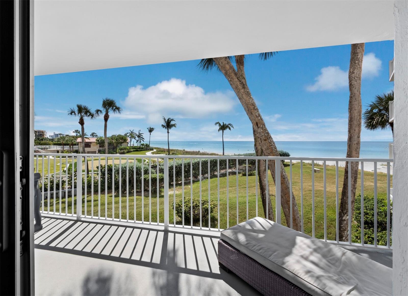 ISLANDER CLUB OF LONGBOAT - Residential