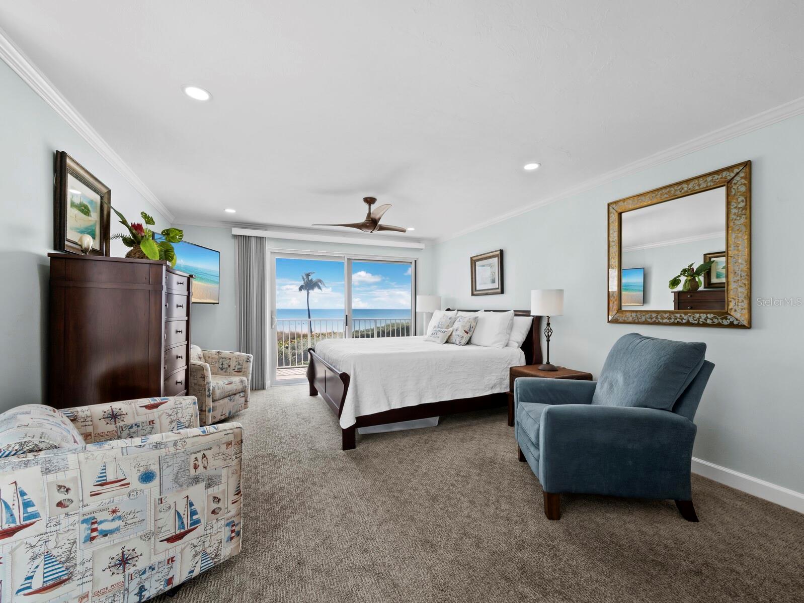 ISLANDER CLUB OF LONGBOAT - Residential