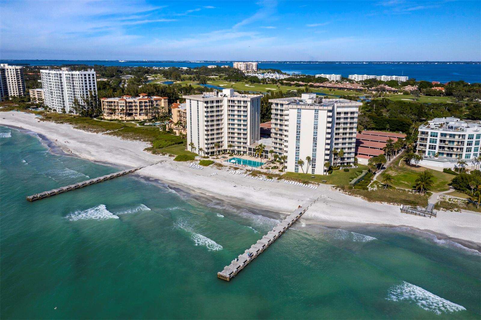 ISLANDER CLUB OF LONGBOAT - Residential