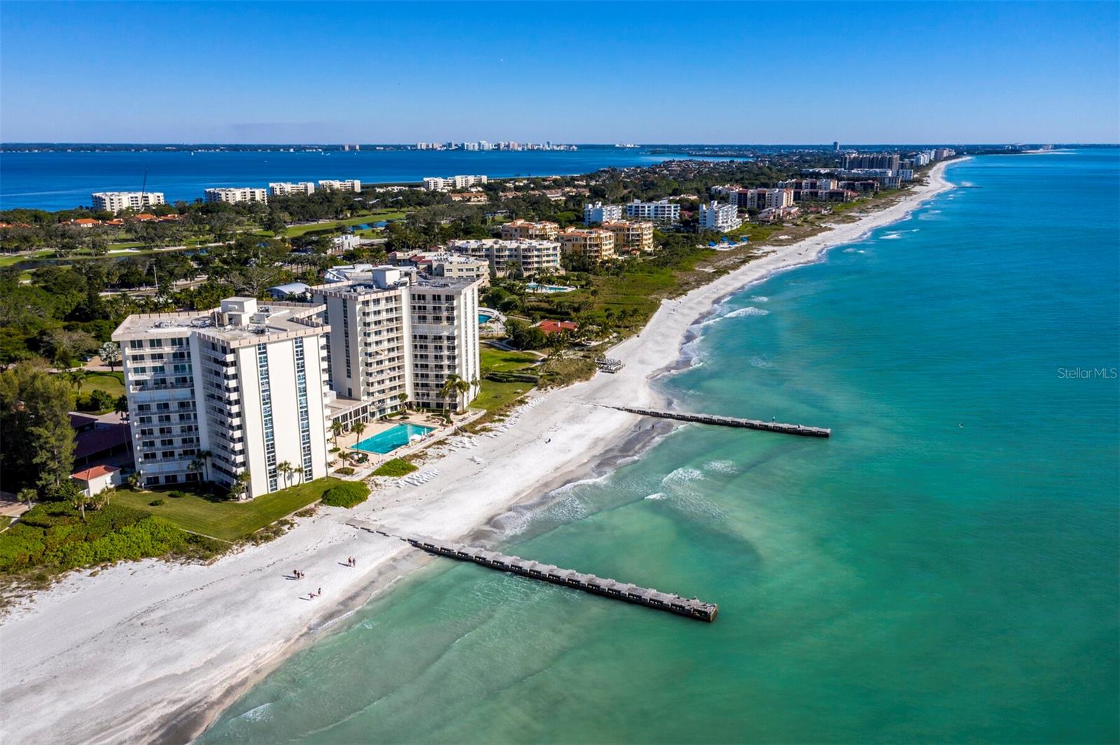 ISLANDER CLUB OF LONGBOAT - Residential