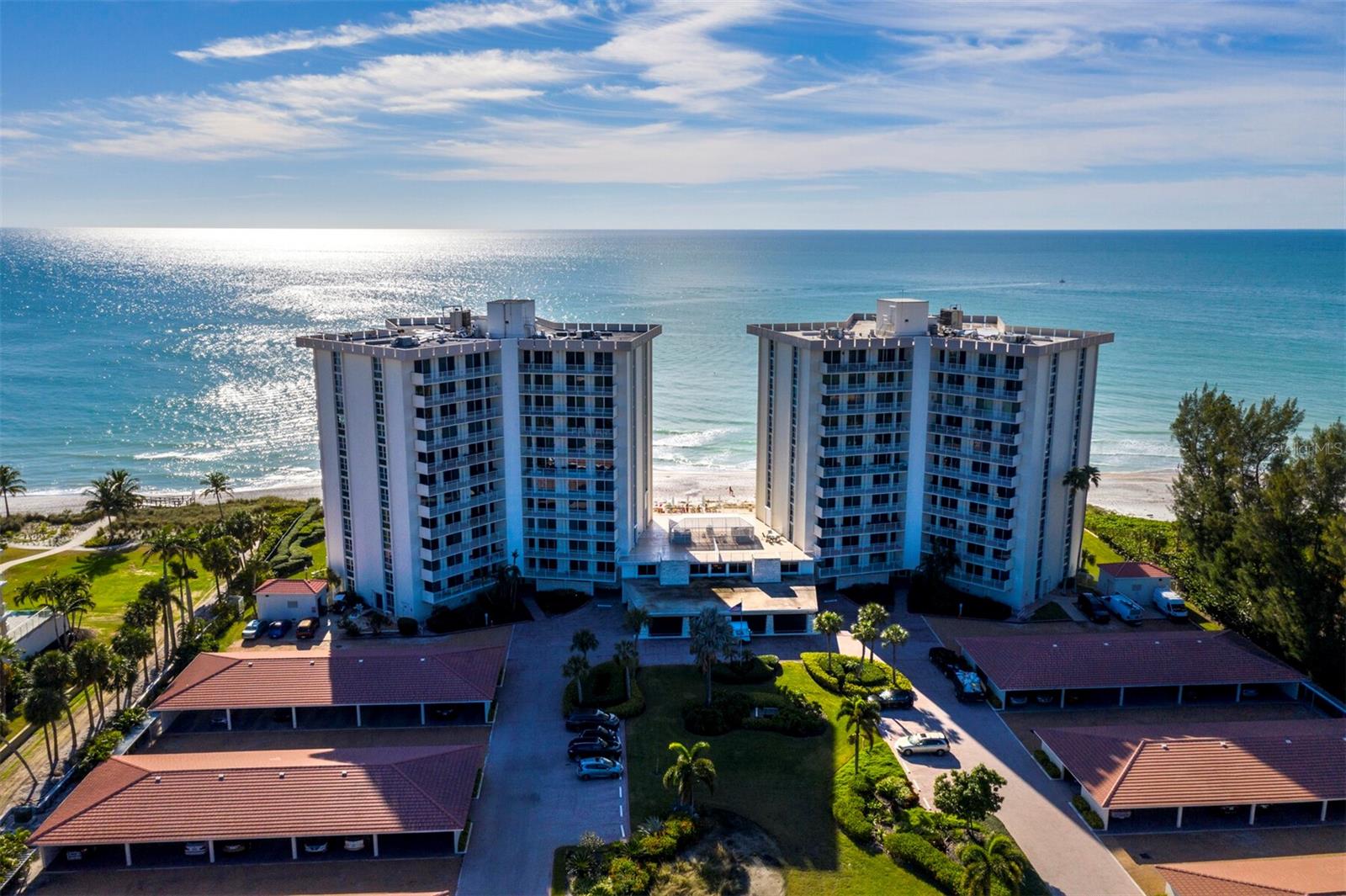 ISLANDER CLUB OF LONGBOAT - Residential