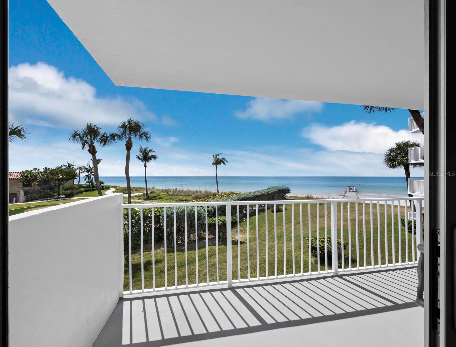 ISLANDER CLUB OF LONGBOAT - Residential