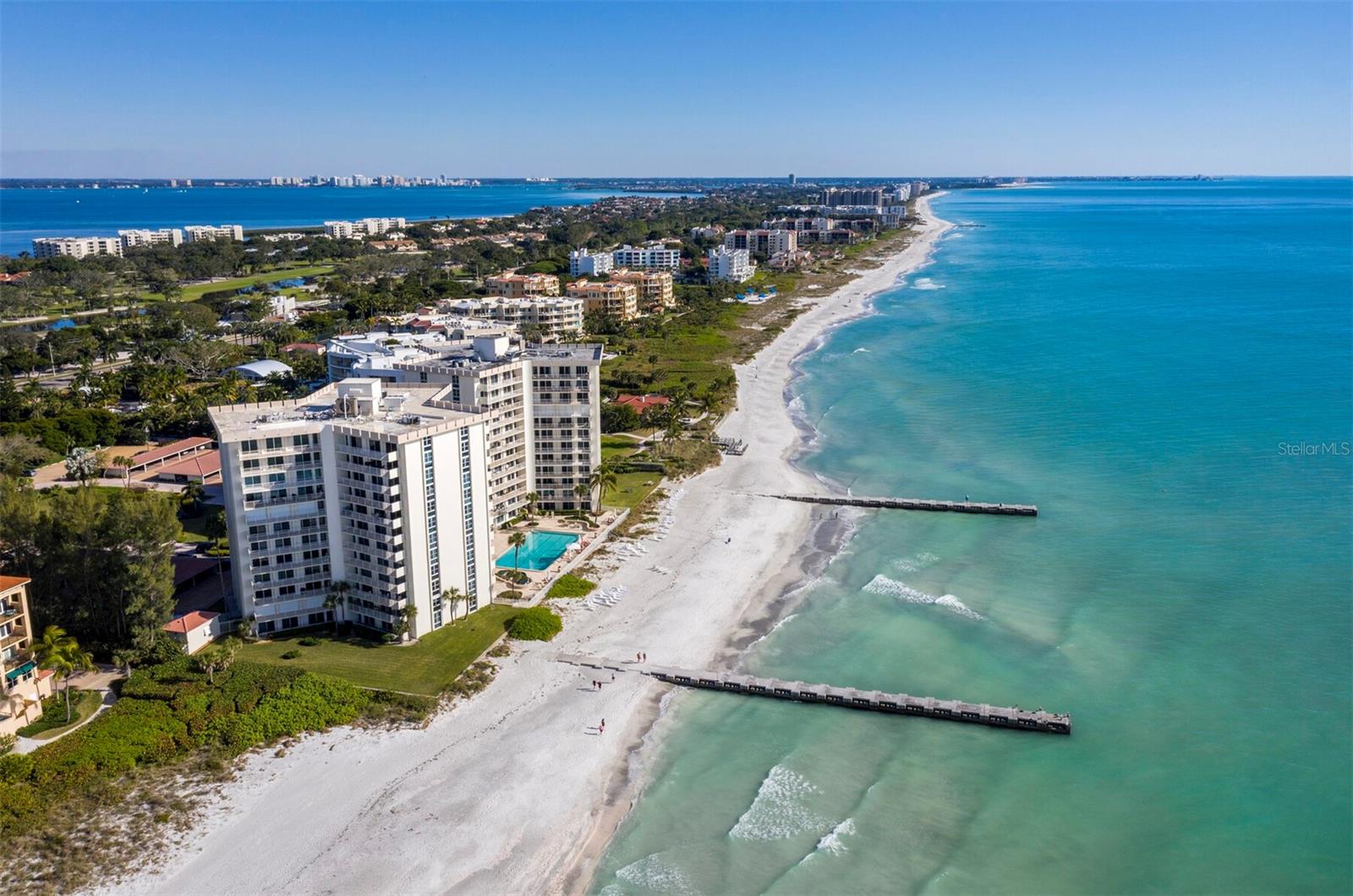 ISLANDER CLUB OF LONGBOAT - Residential