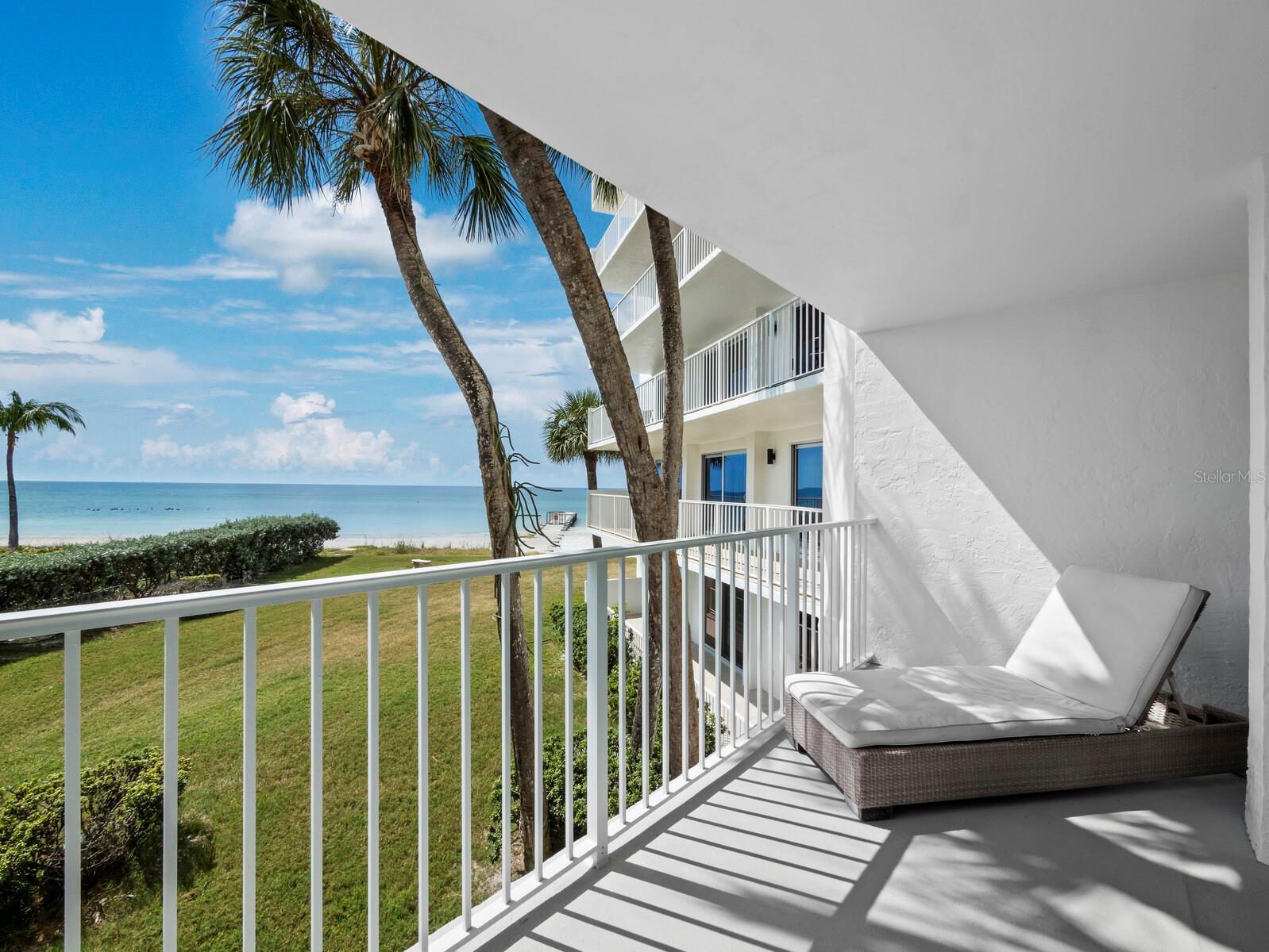 ISLANDER CLUB OF LONGBOAT - Residential