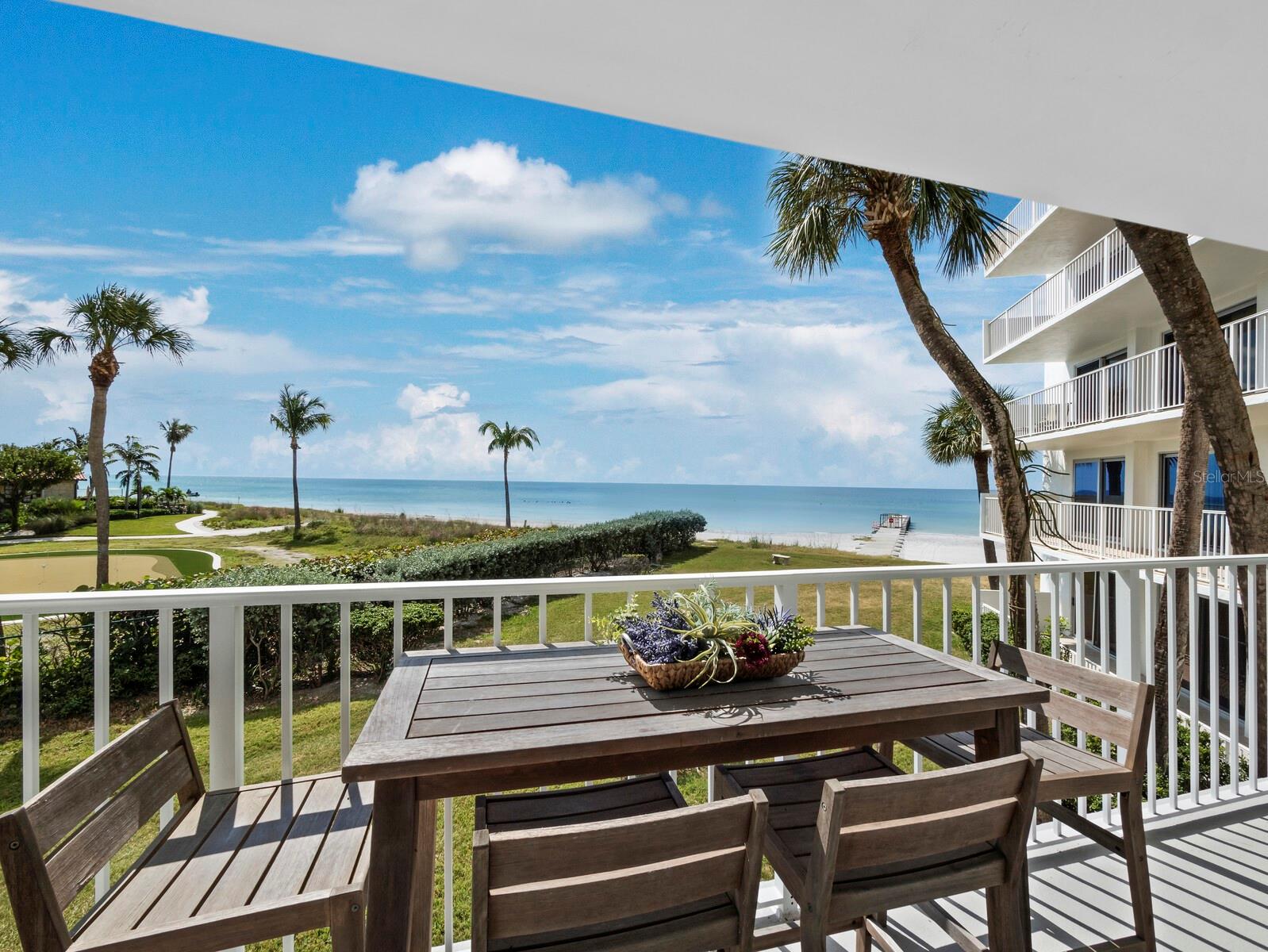 ISLANDER CLUB OF LONGBOAT - Residential