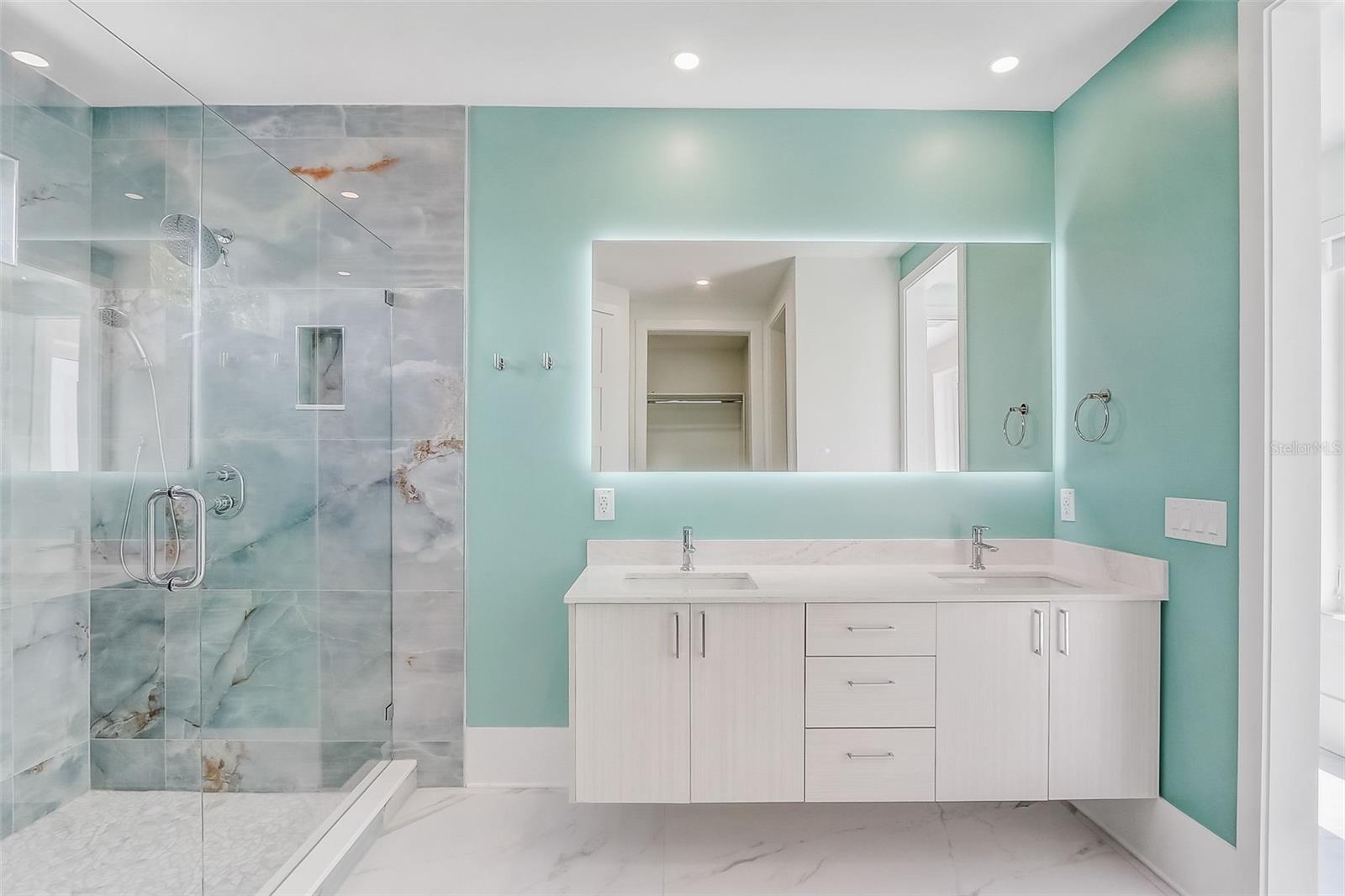 CYPRESS SHORES FIRST ADD - Residential
