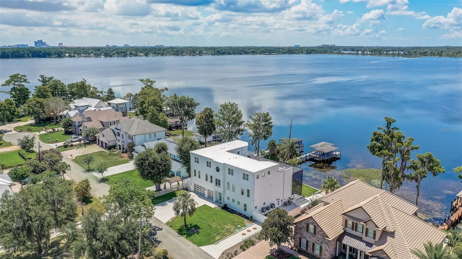 CYPRESS SHORES FIRST ADD - Residential
