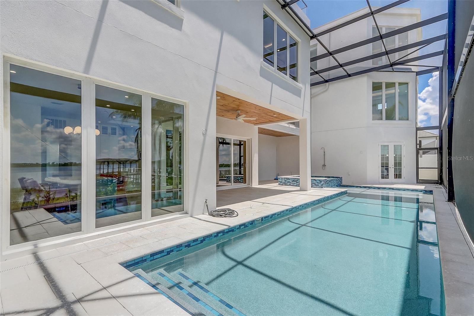 CYPRESS SHORES FIRST ADD - Residential