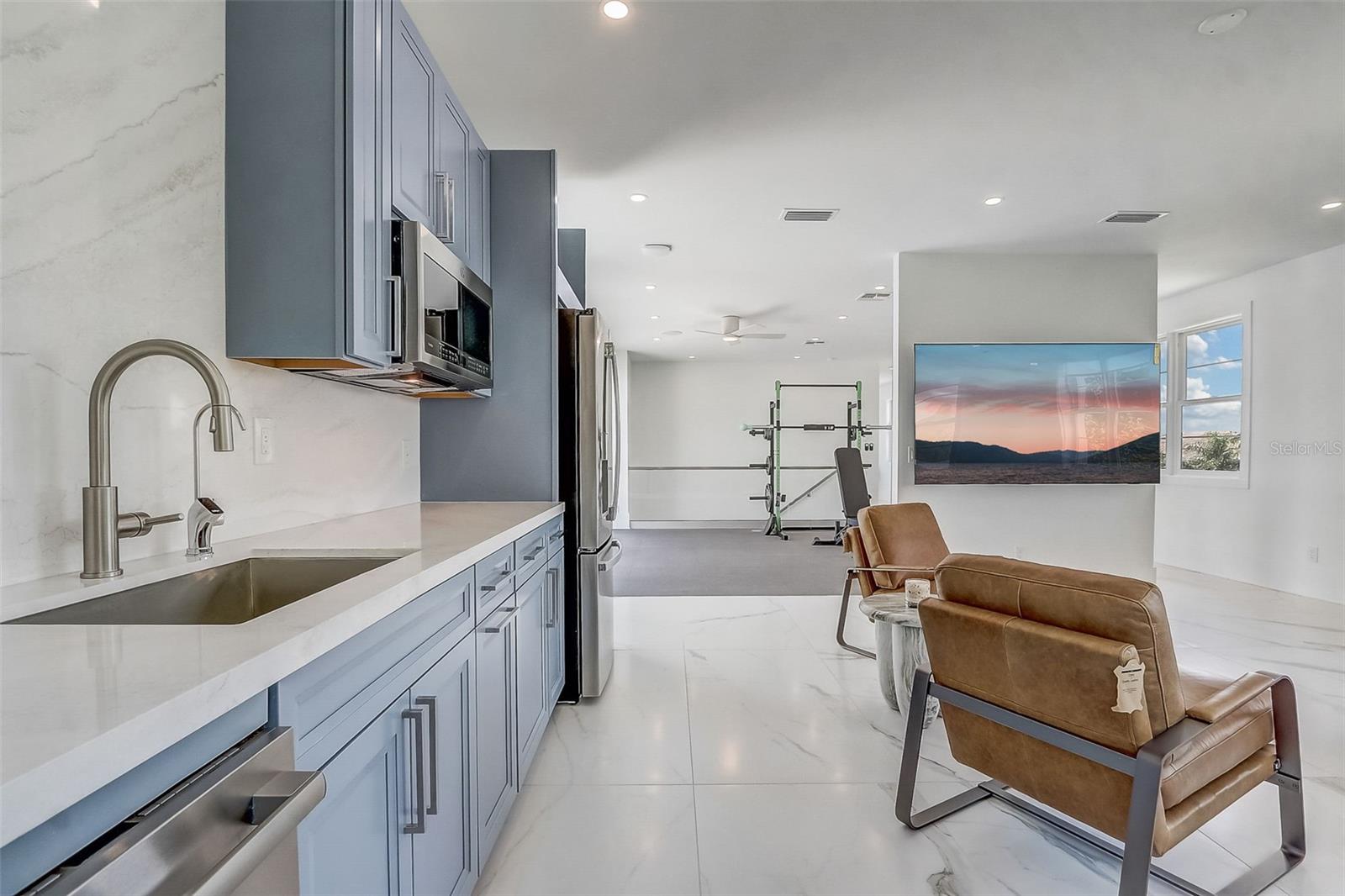 CYPRESS SHORES FIRST ADD - Residential