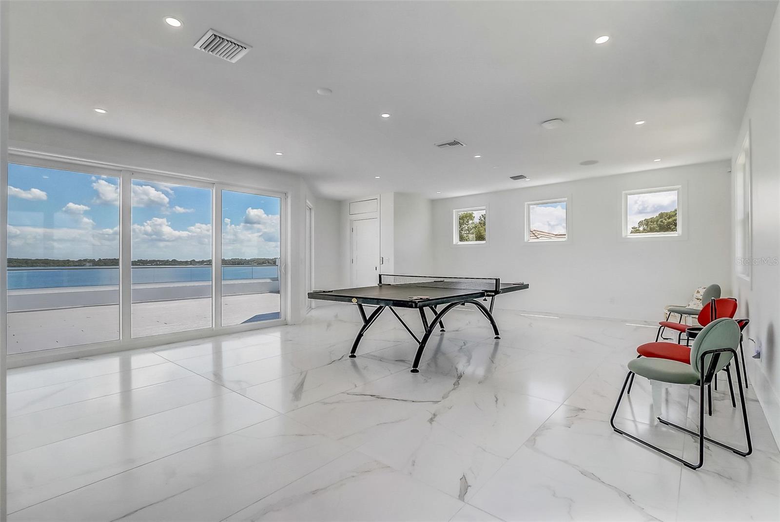 CYPRESS SHORES FIRST ADD - Residential