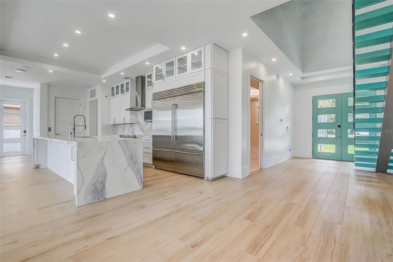 CYPRESS SHORES FIRST ADD - Residential