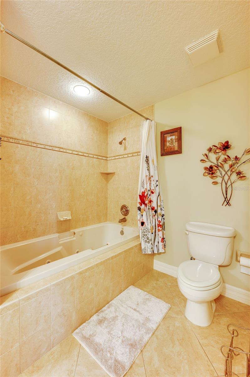 CAPTIVA CONDO - Residential
