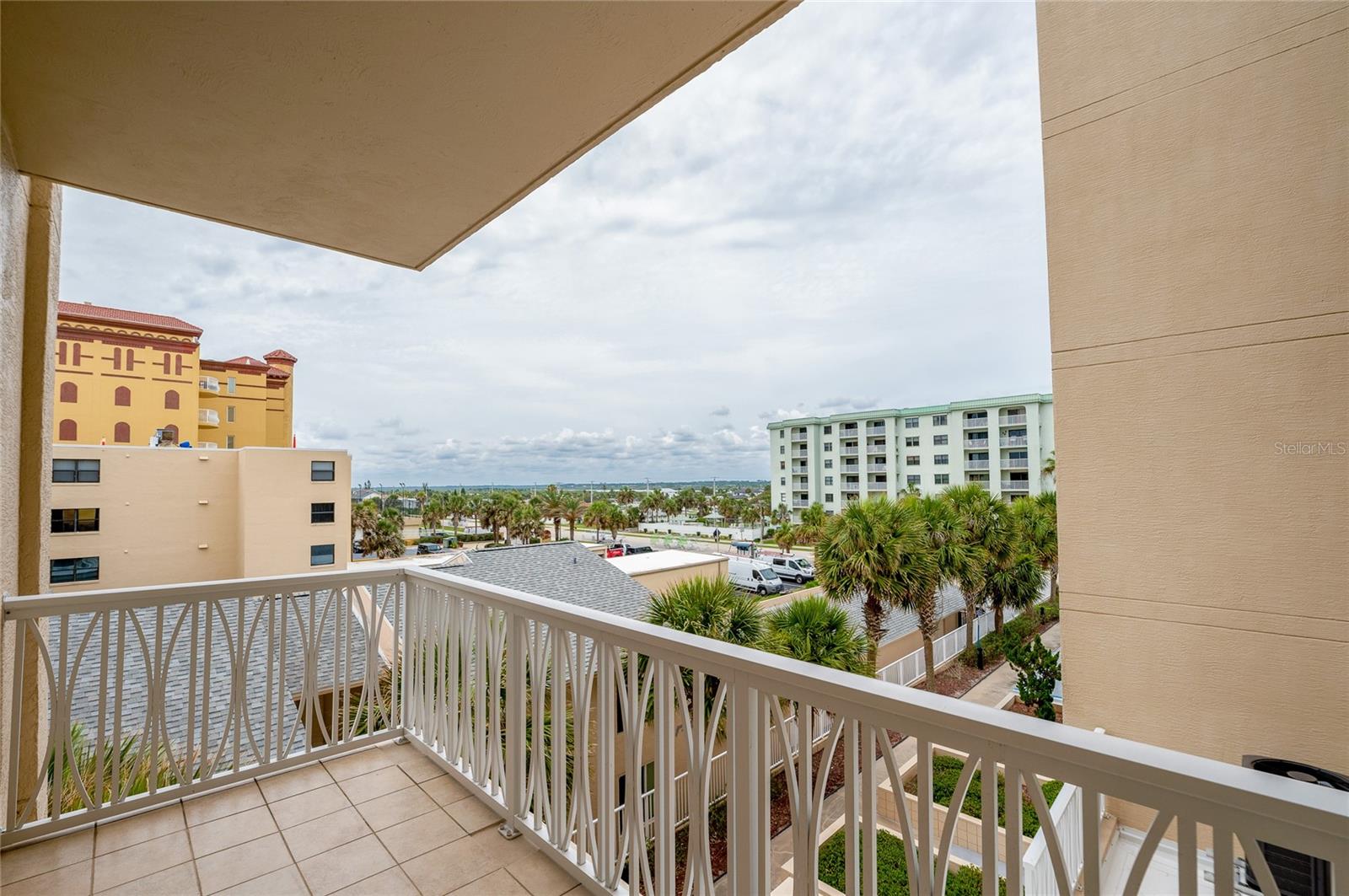 CAPTIVA CONDO - Residential