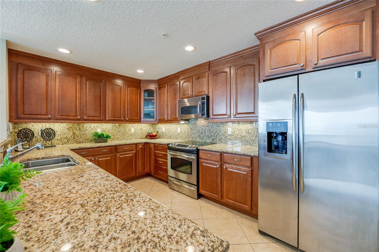 CAPTIVA CONDO - Residential