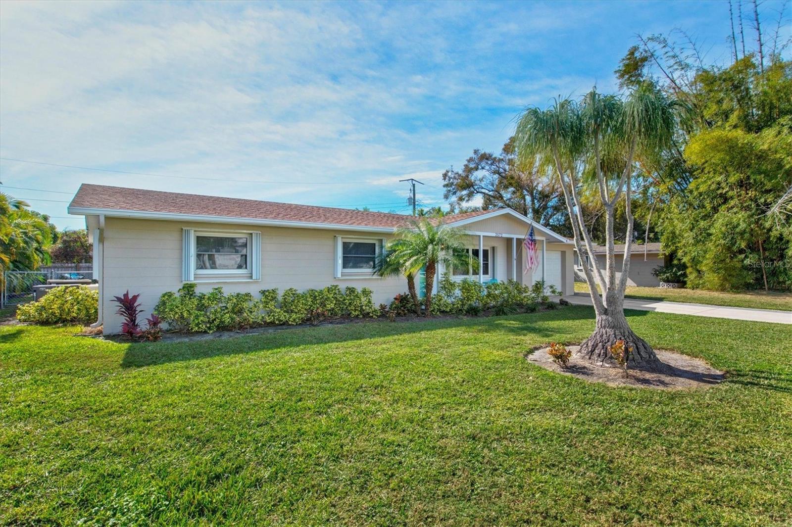 SOUTH GATE - Residential