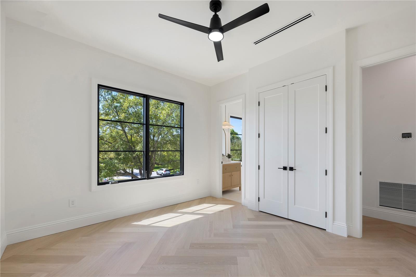 KENILWORTH SHORES SEC 01 - Residential