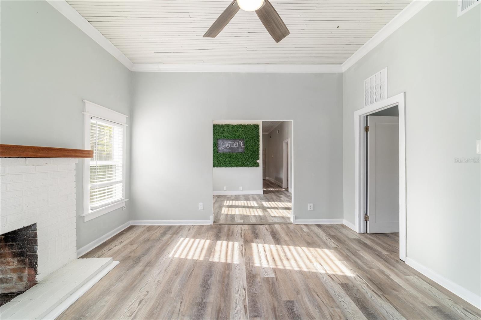 TOWN/DUNNELLON - Commercial Sale