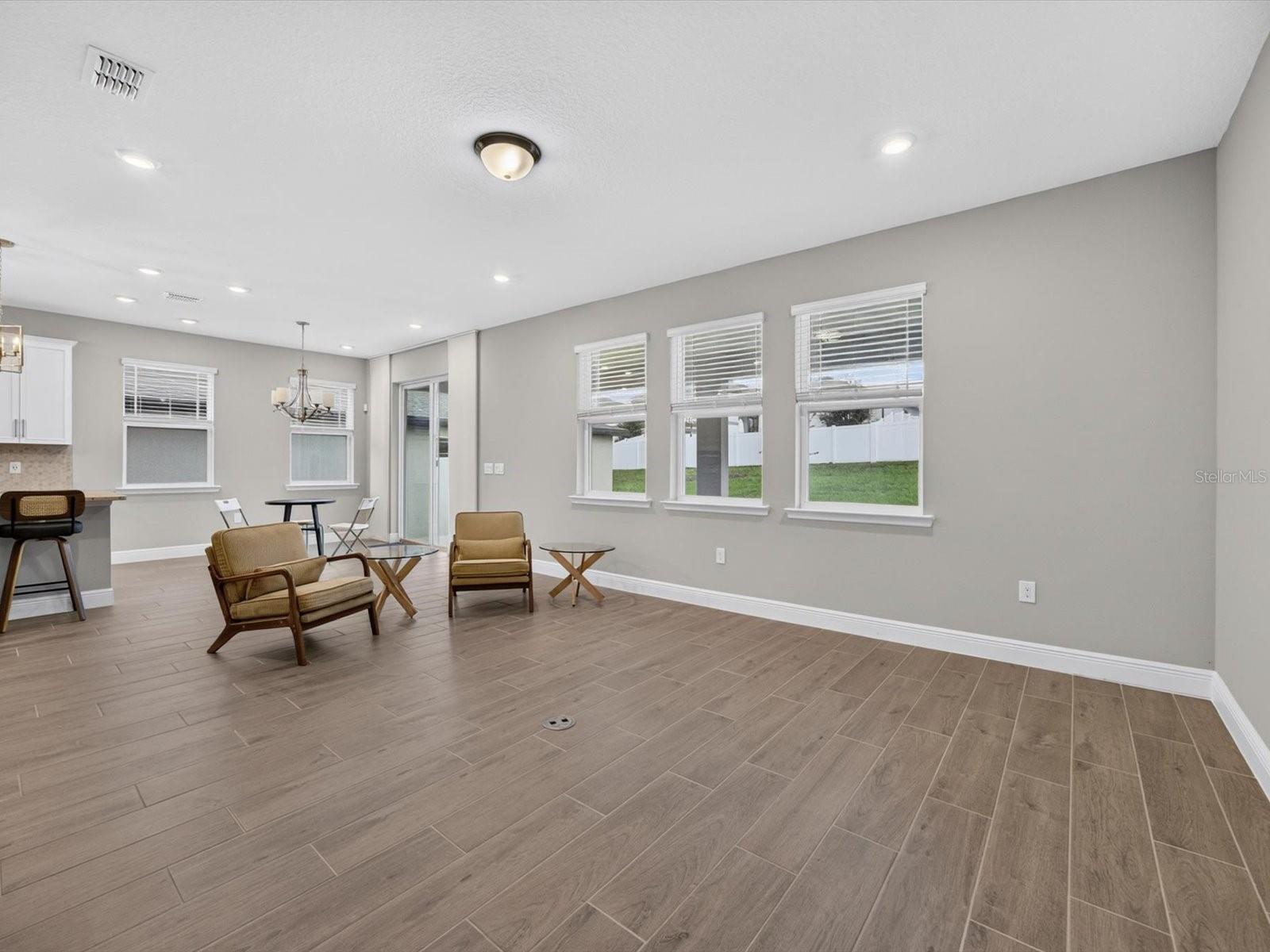VILLAGES/MINNEOLA HILLS PH 1B - Residential