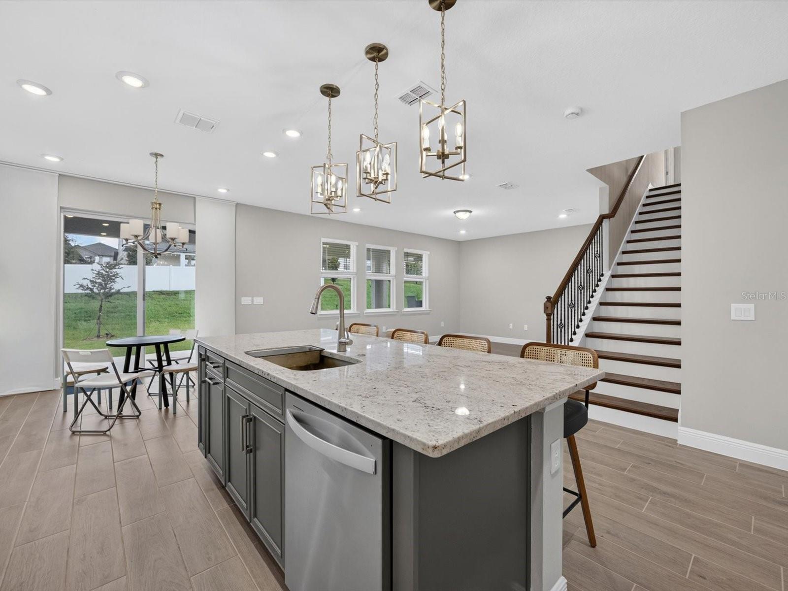 VILLAGES/MINNEOLA HILLS PH 1B - Residential