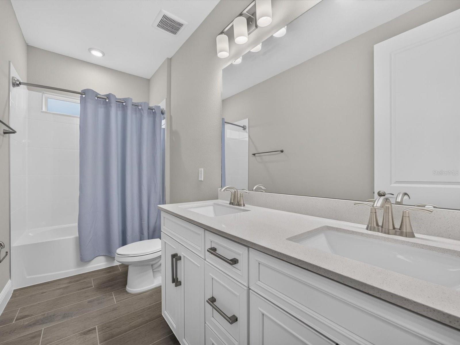 VILLAGES/MINNEOLA HILLS PH 1B - Residential