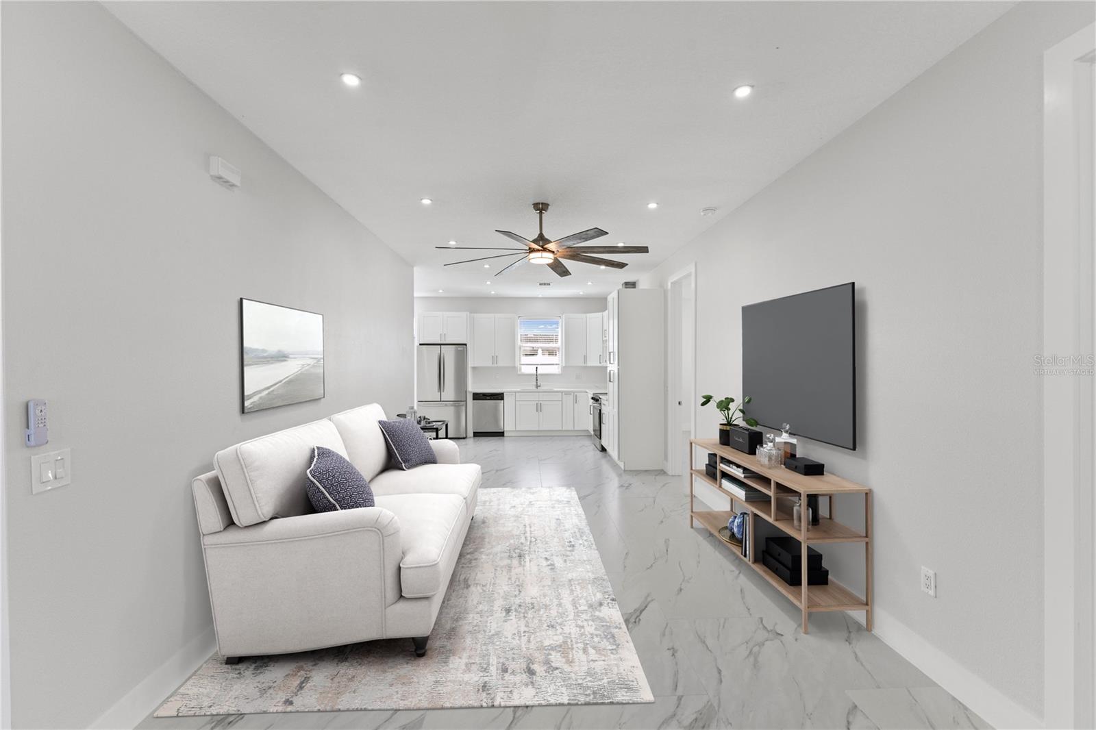 TAHITIAN HOMES - Residential