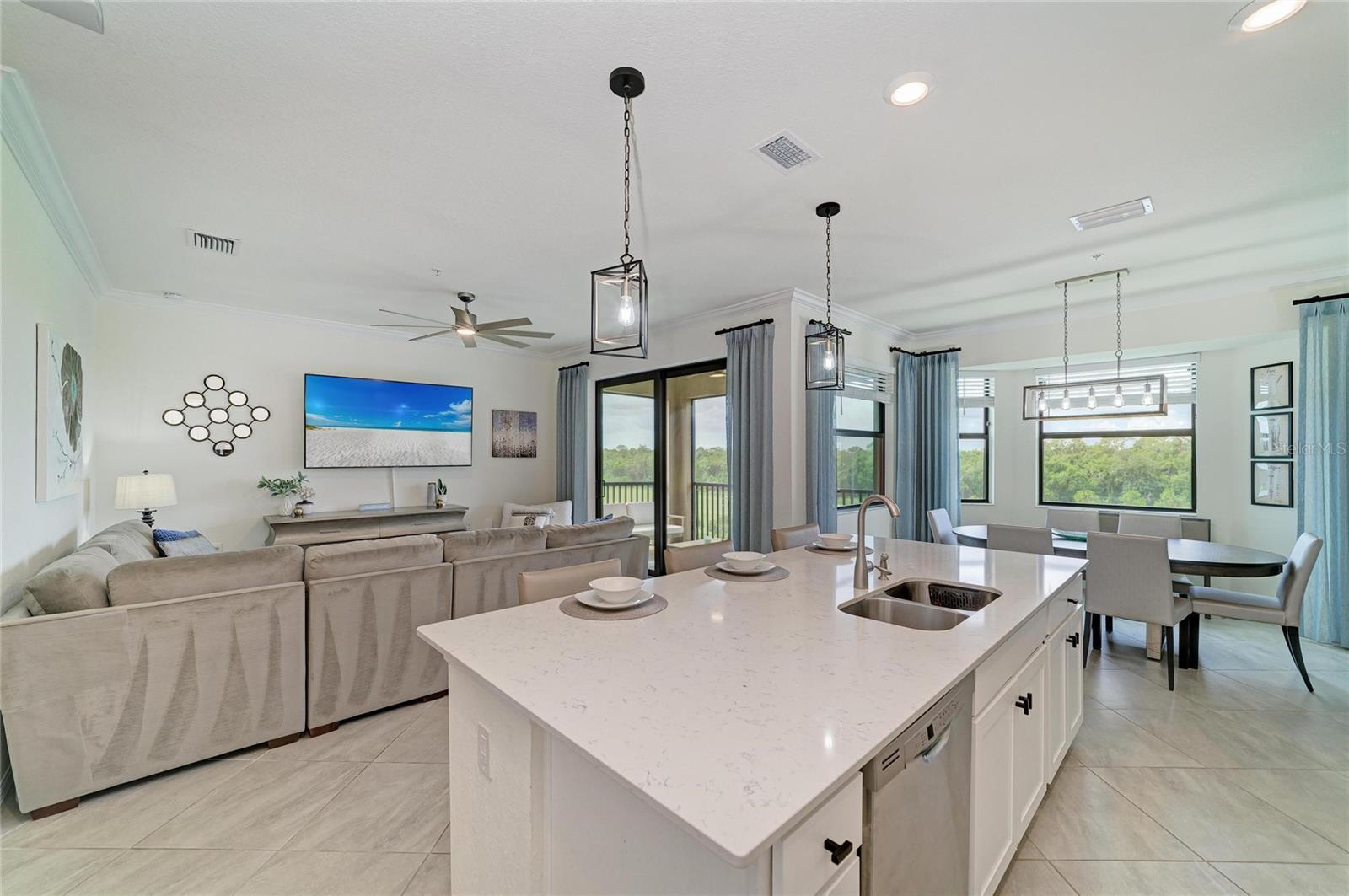 LAKEWOOD NATIONAL - Residential