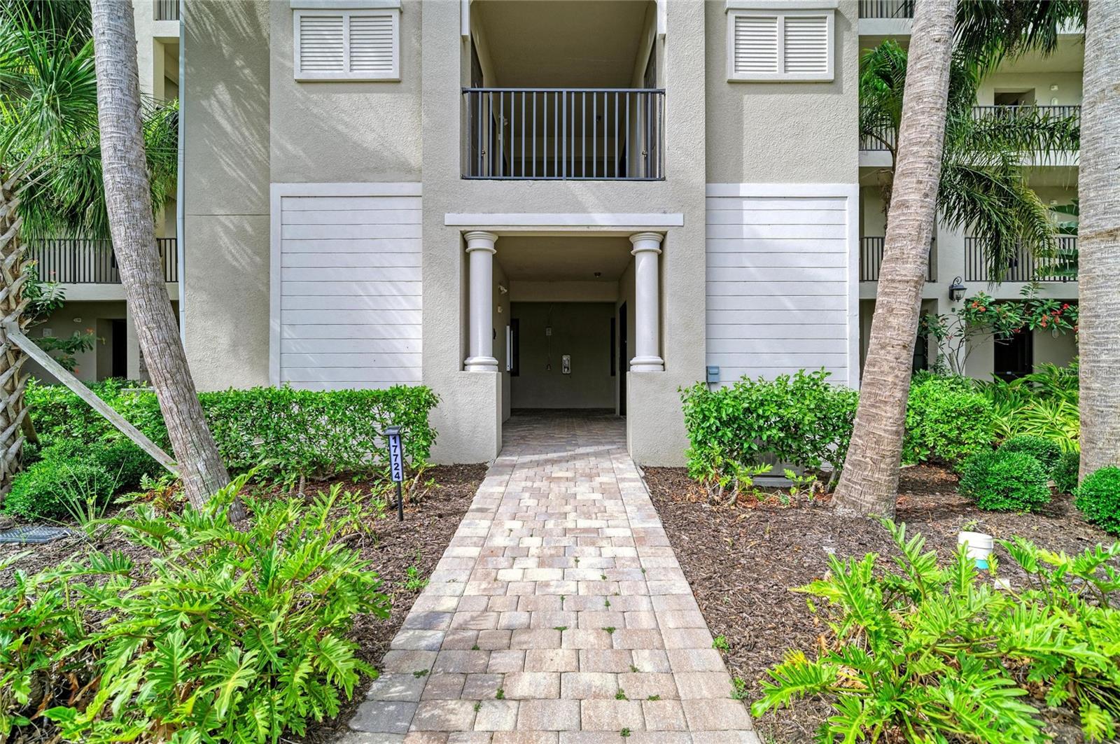 LAKEWOOD NATIONAL - Residential