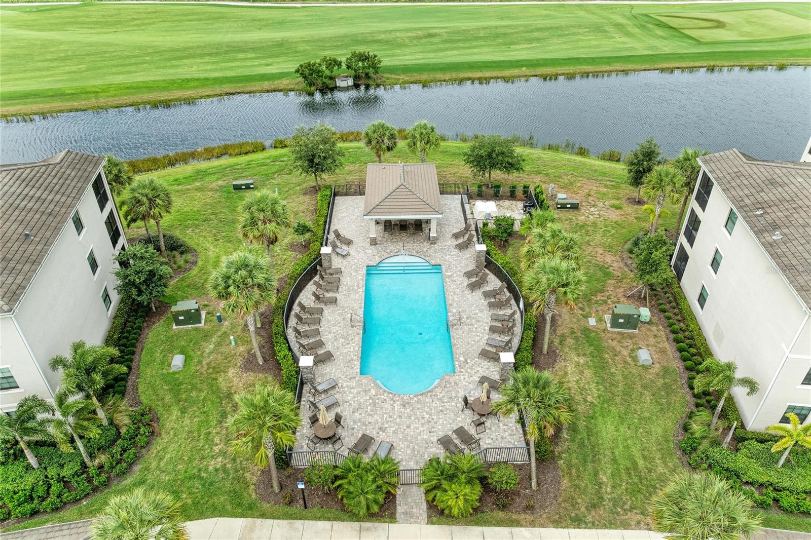 LAKEWOOD NATIONAL - Residential