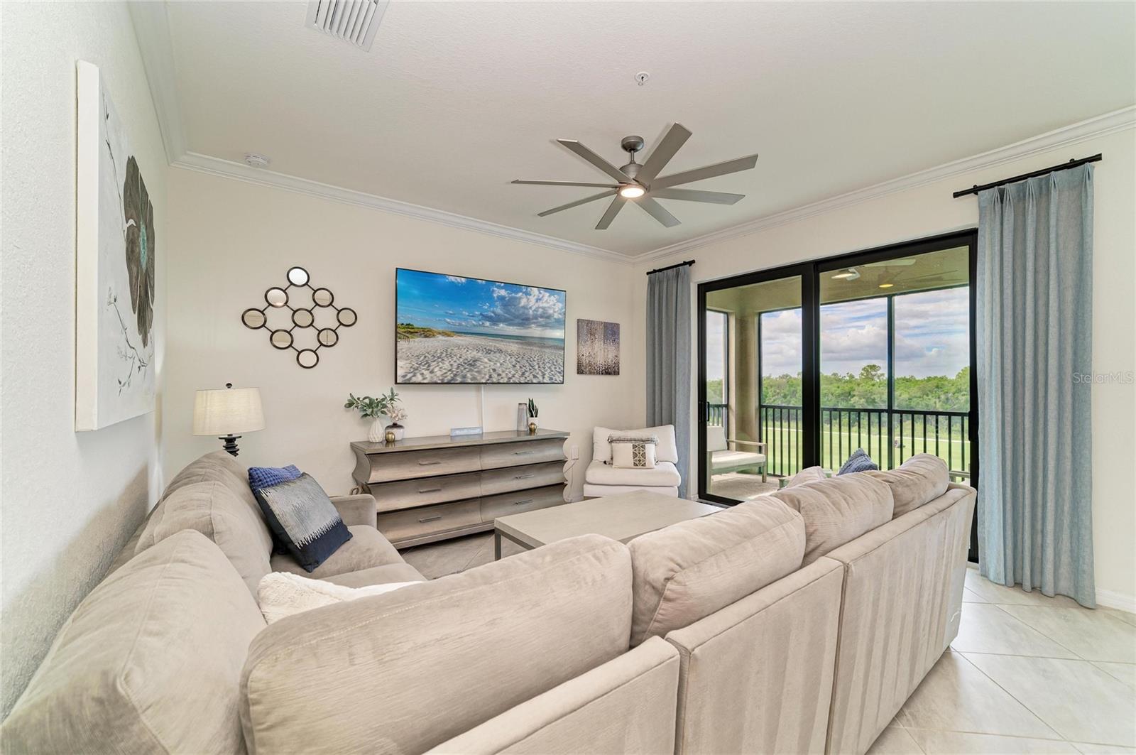 LAKEWOOD NATIONAL - Residential