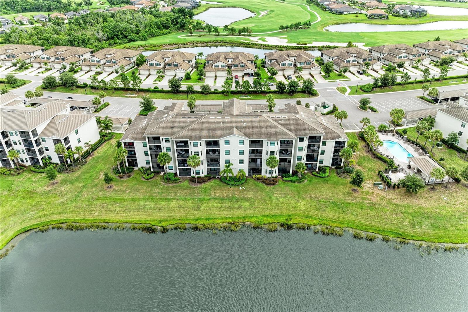 LAKEWOOD NATIONAL - Residential