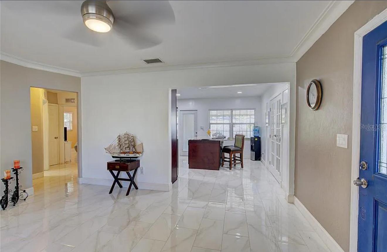 SIRMONS HEIGHTS 1ST ADD - Residential