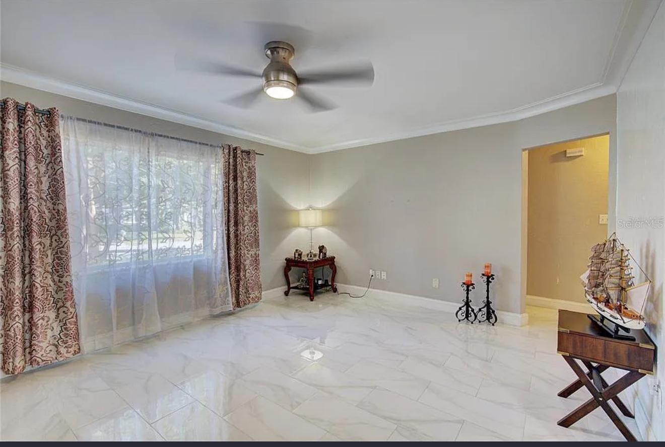 SIRMONS HEIGHTS 1ST ADD - Residential