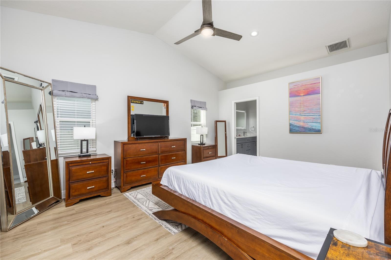 CEDAR WOODS - Residential