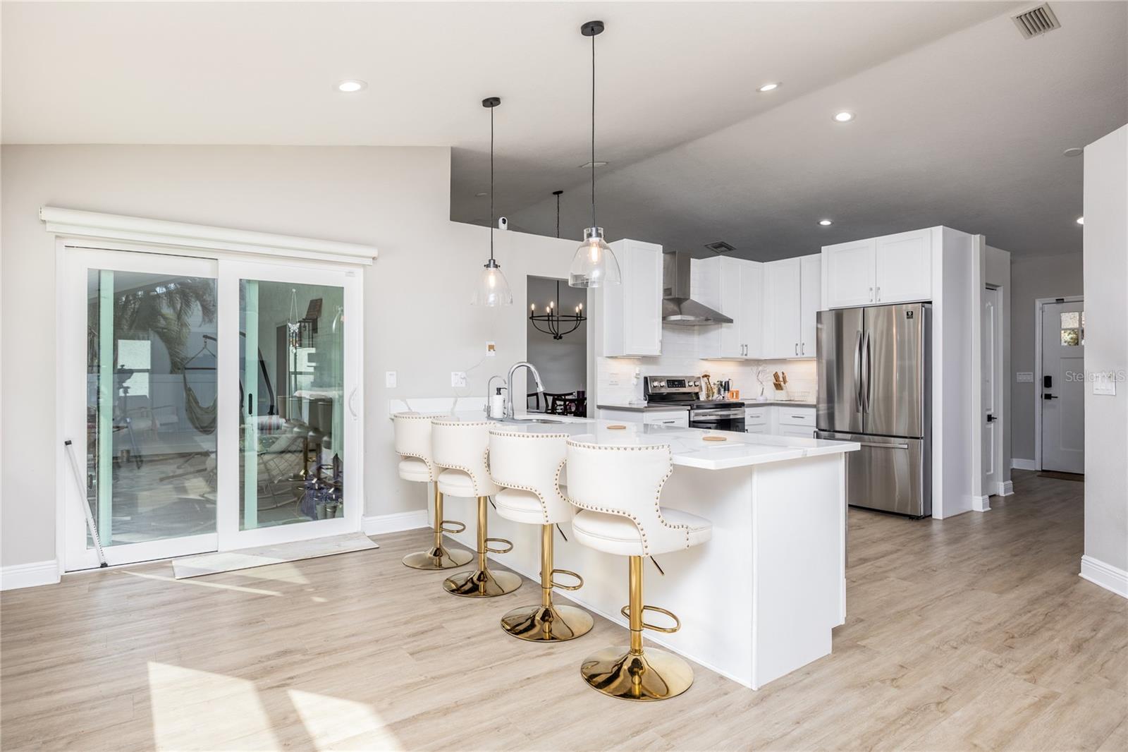 CEDAR WOODS - Residential