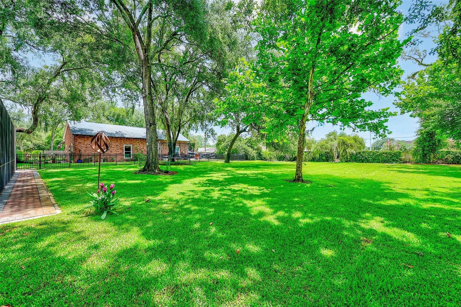BLOOMINGDALE SEC F UNIT 1 - Residential