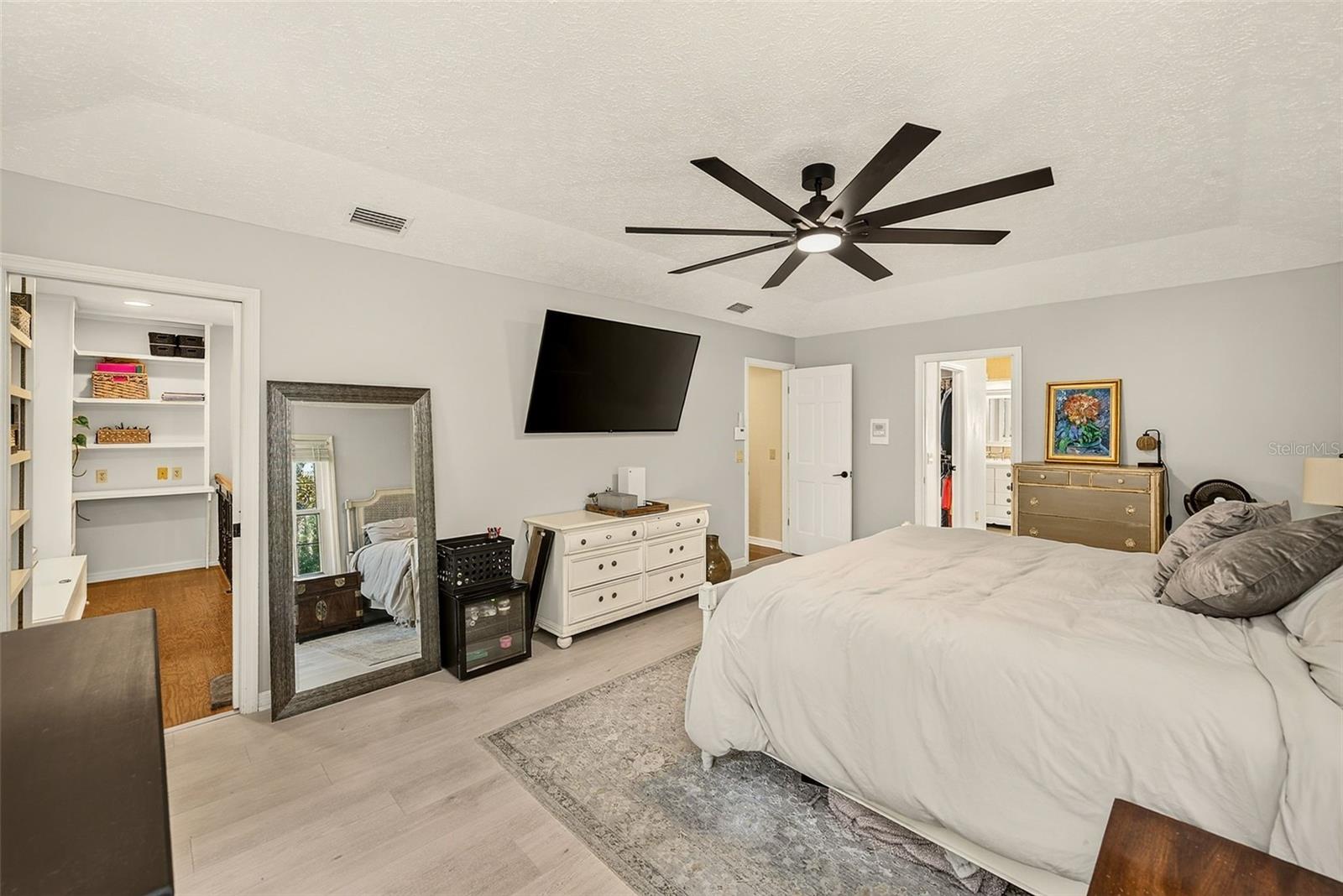 BLOOMINGDALE SEC F UNIT 1 - Residential