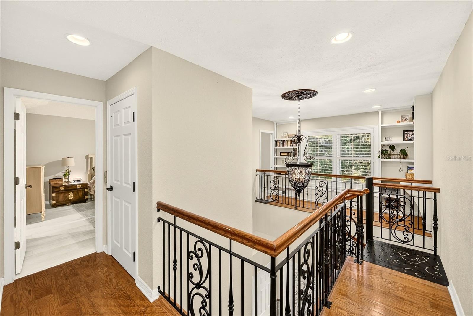 BLOOMINGDALE SEC F UNIT 1 - Residential