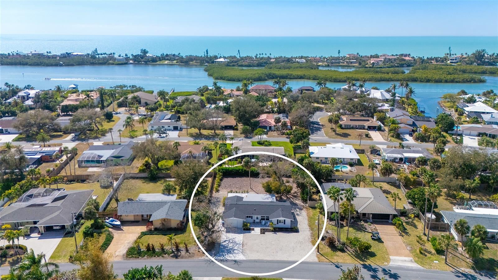 SORRENTO SHORES - Residential