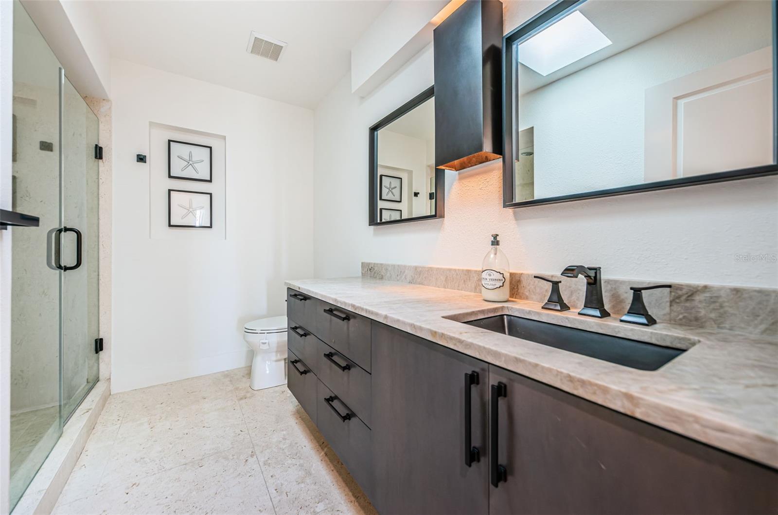 BOCA CIEGA ISLE - Residential