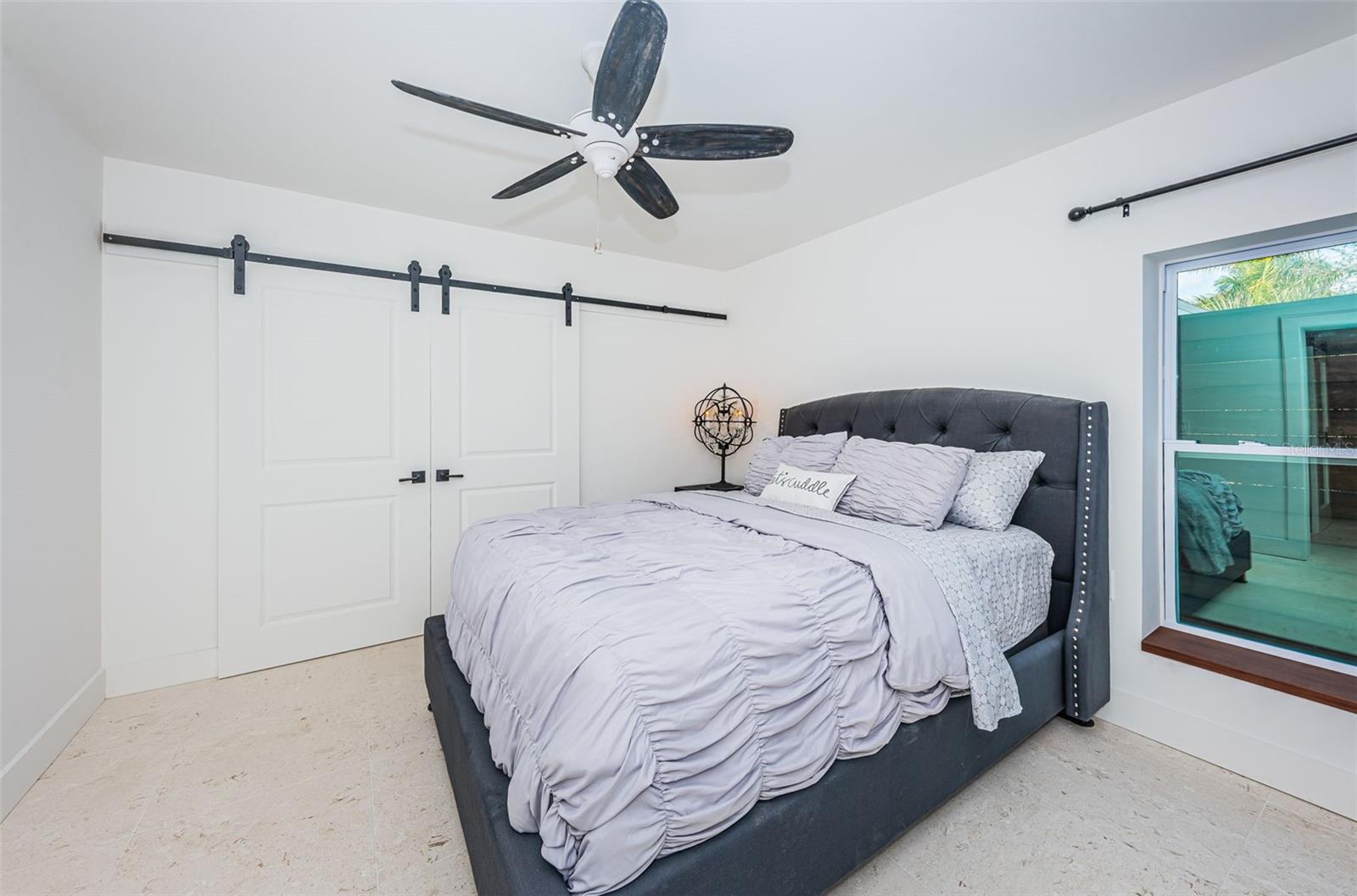 BOCA CIEGA ISLE - Residential