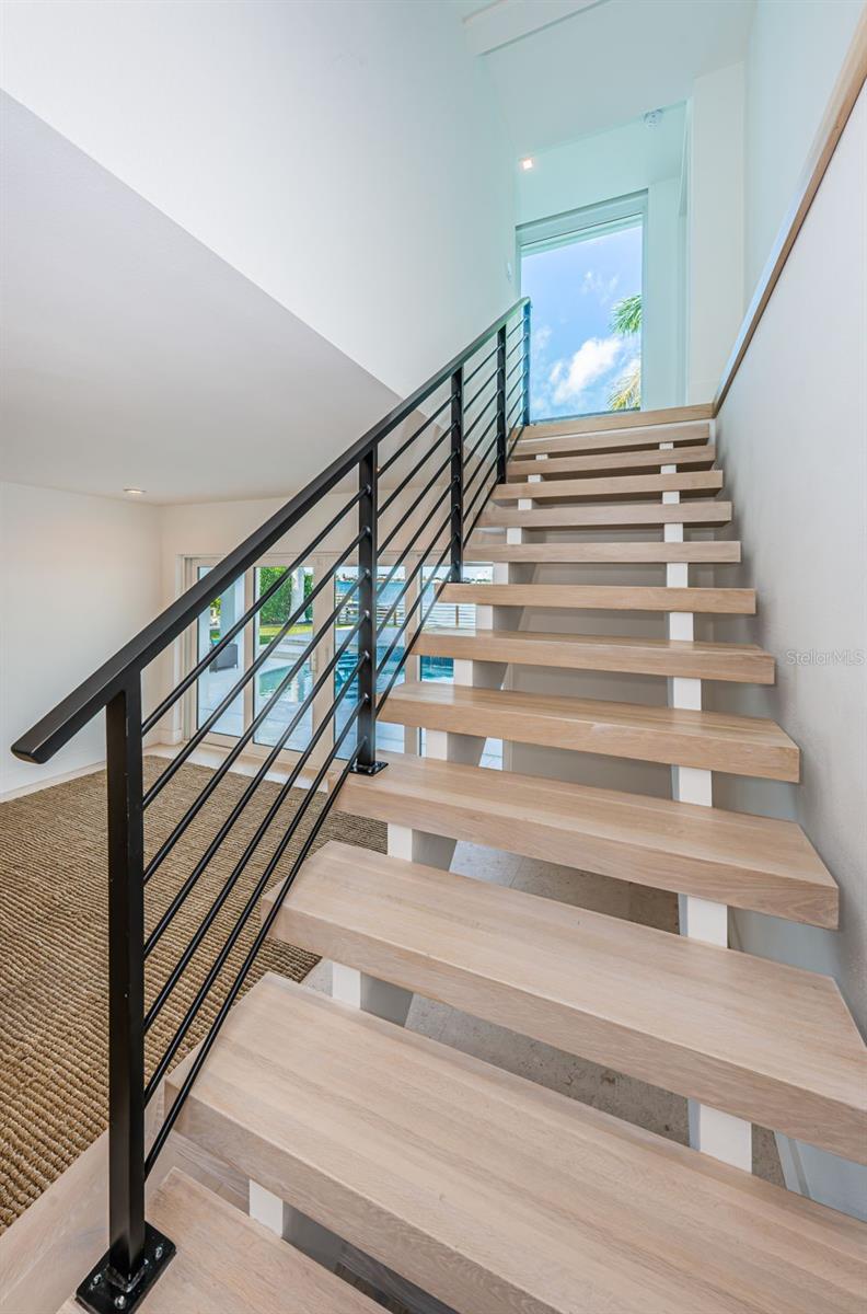 BOCA CIEGA ISLE - Residential