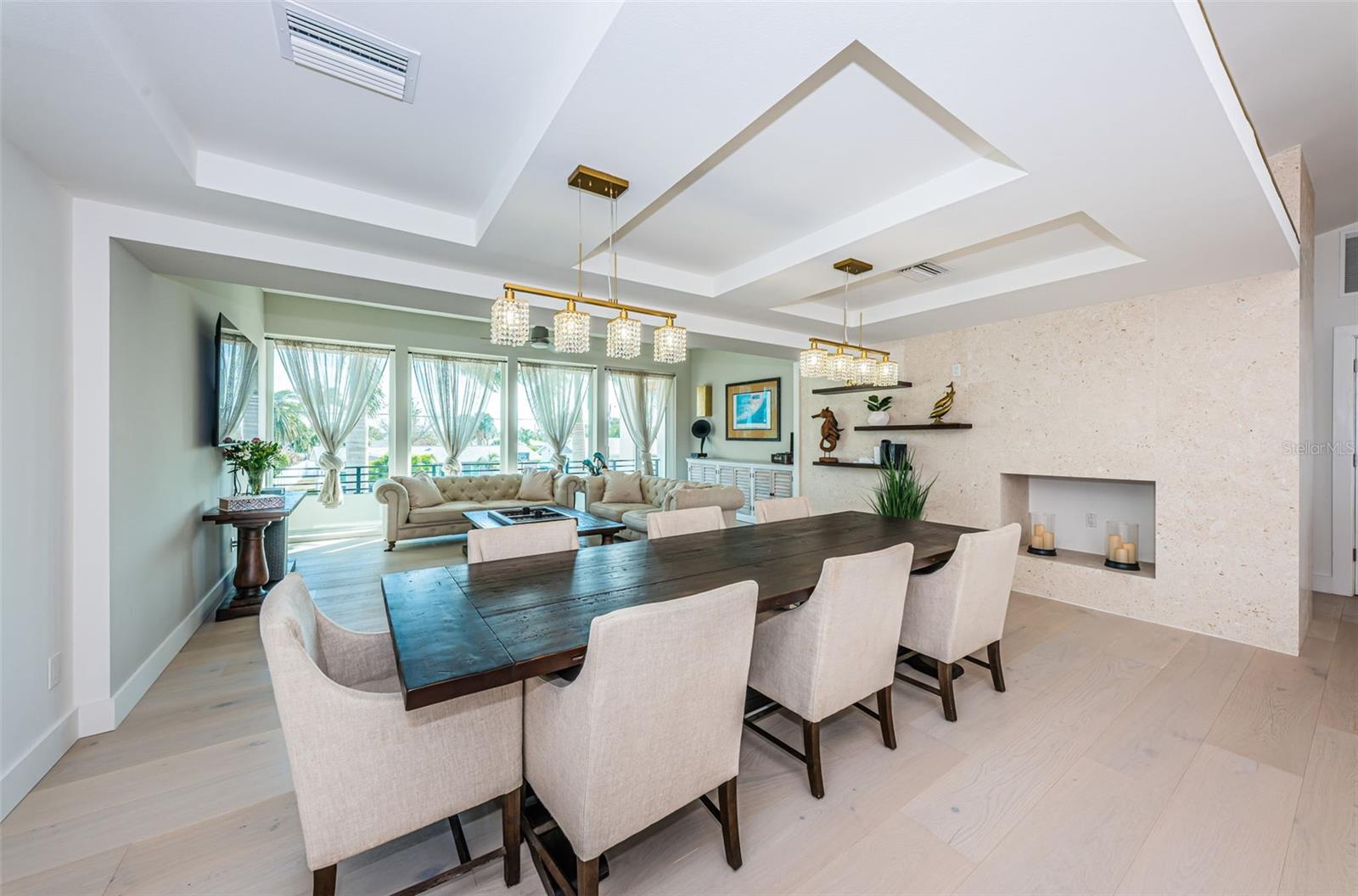 BOCA CIEGA ISLE - Residential