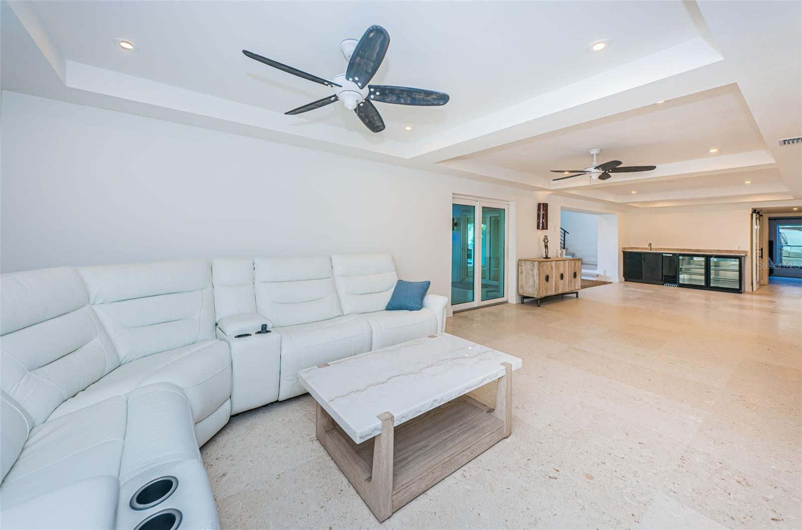 BOCA CIEGA ISLE - Residential