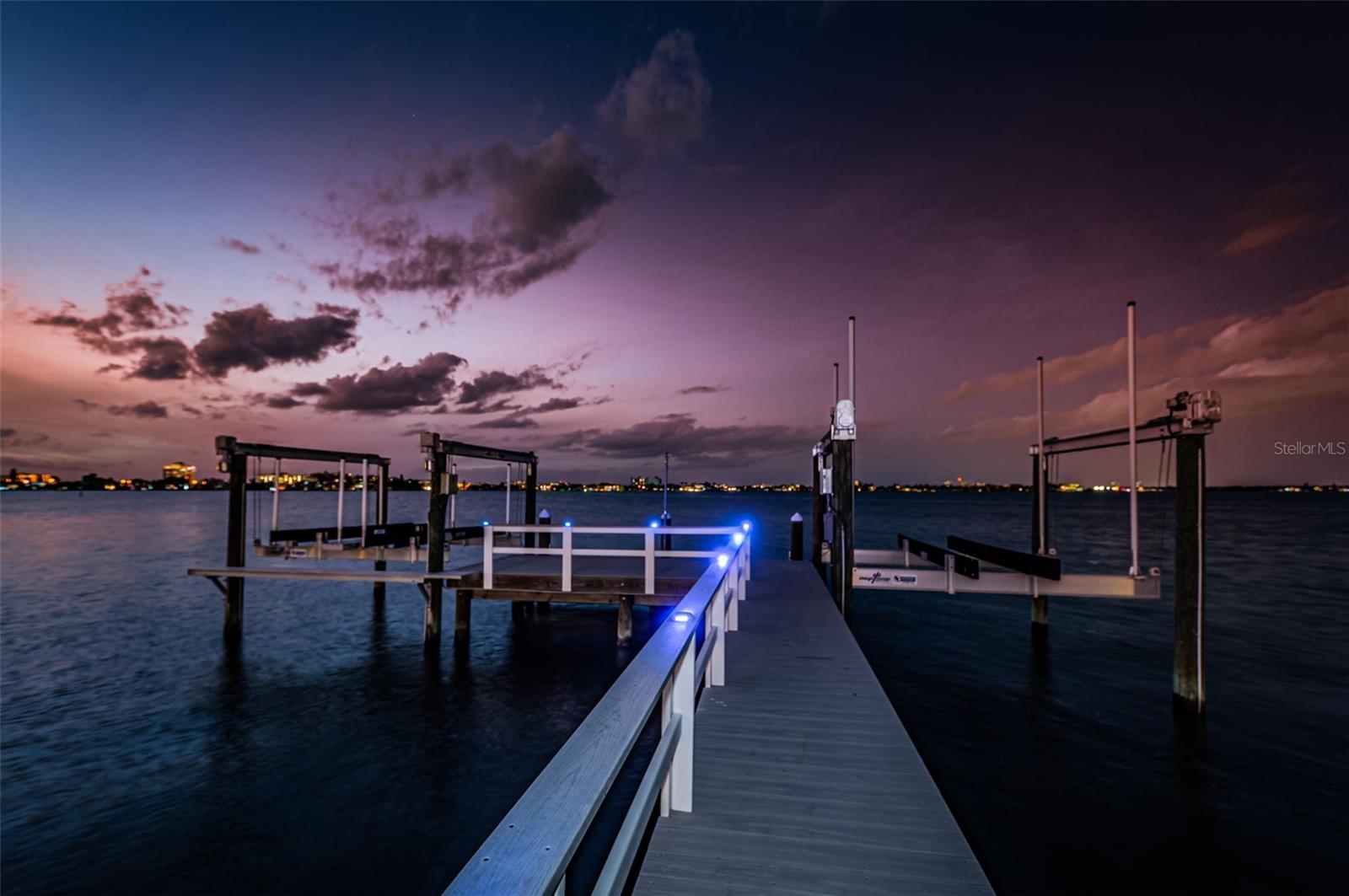 BOCA CIEGA ISLE - Residential