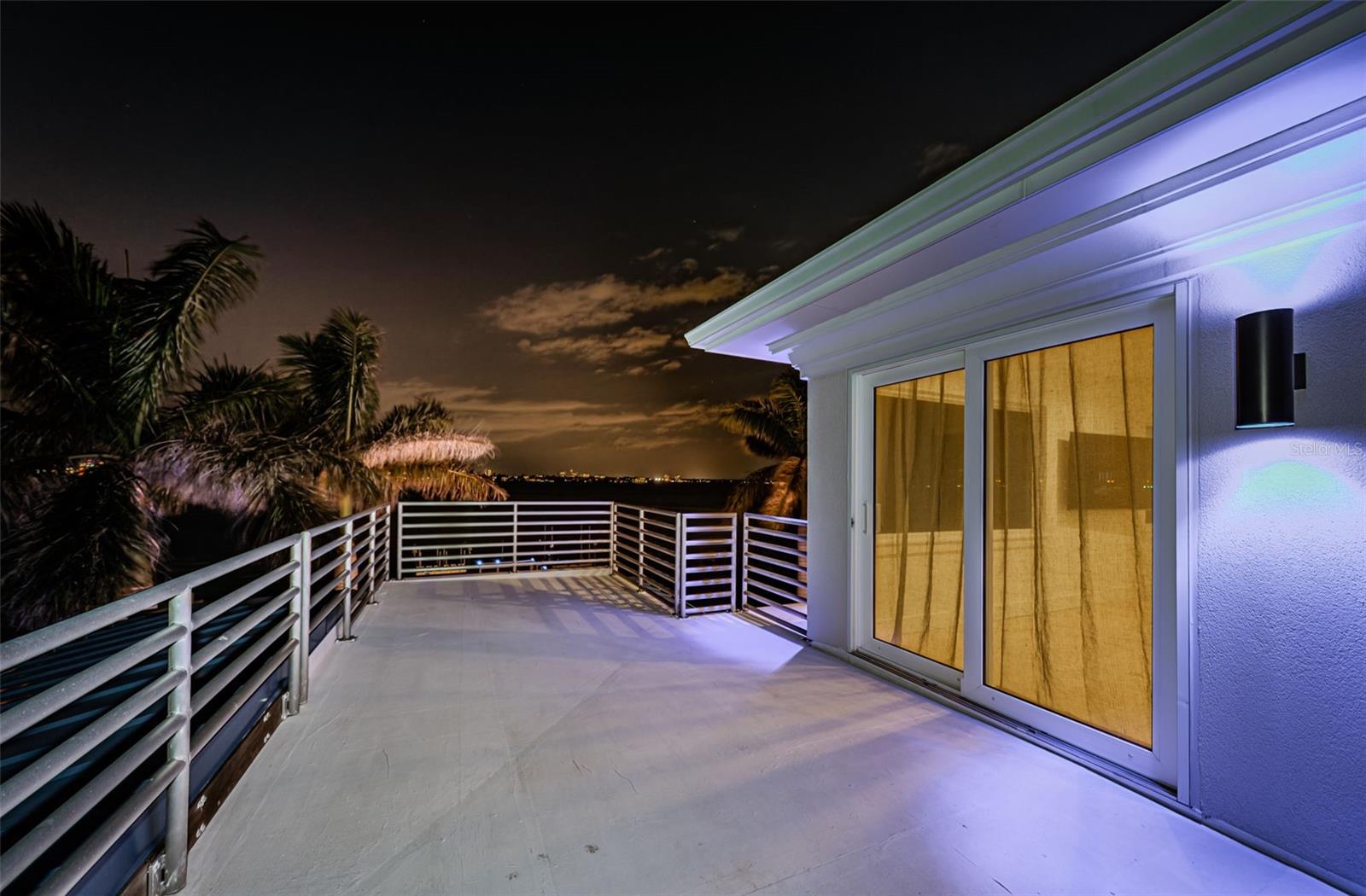 BOCA CIEGA ISLE - Residential