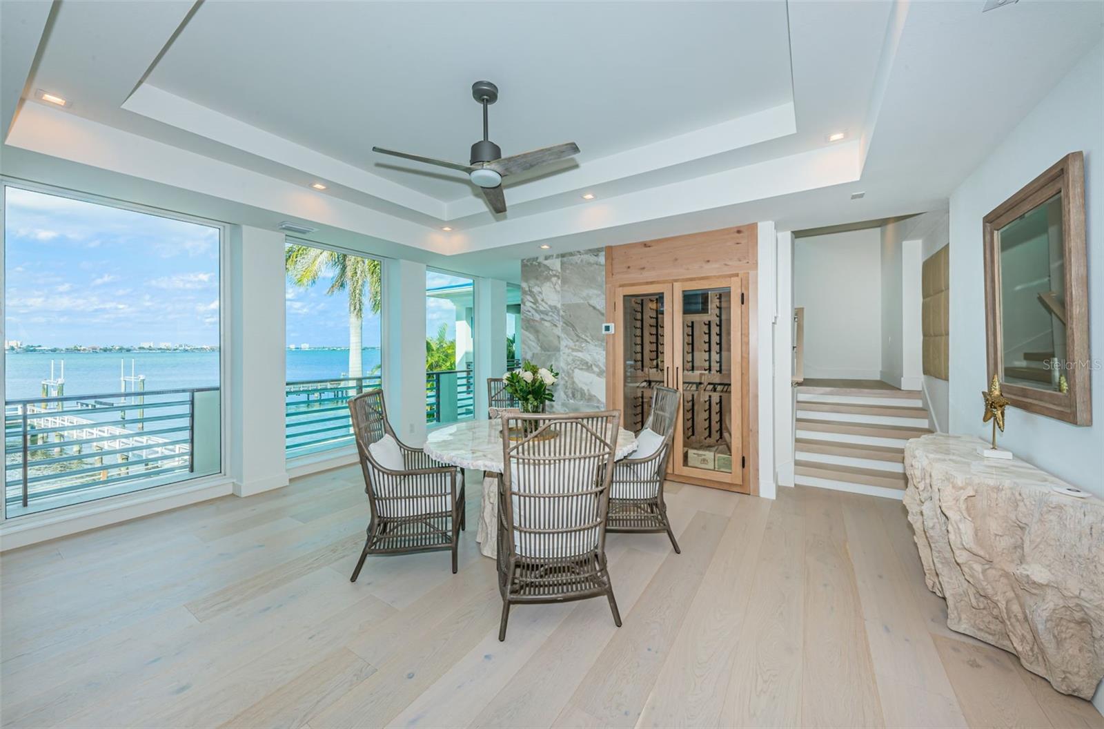 BOCA CIEGA ISLE - Residential