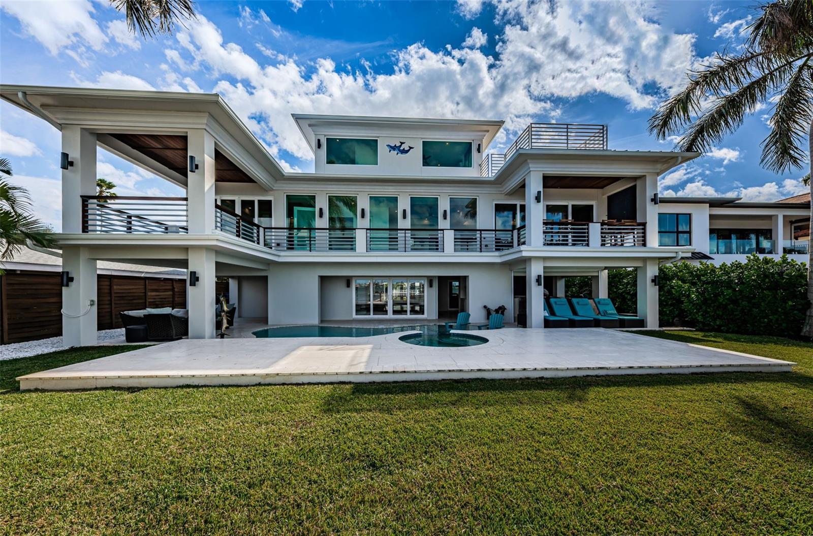 BOCA CIEGA ISLE - Residential