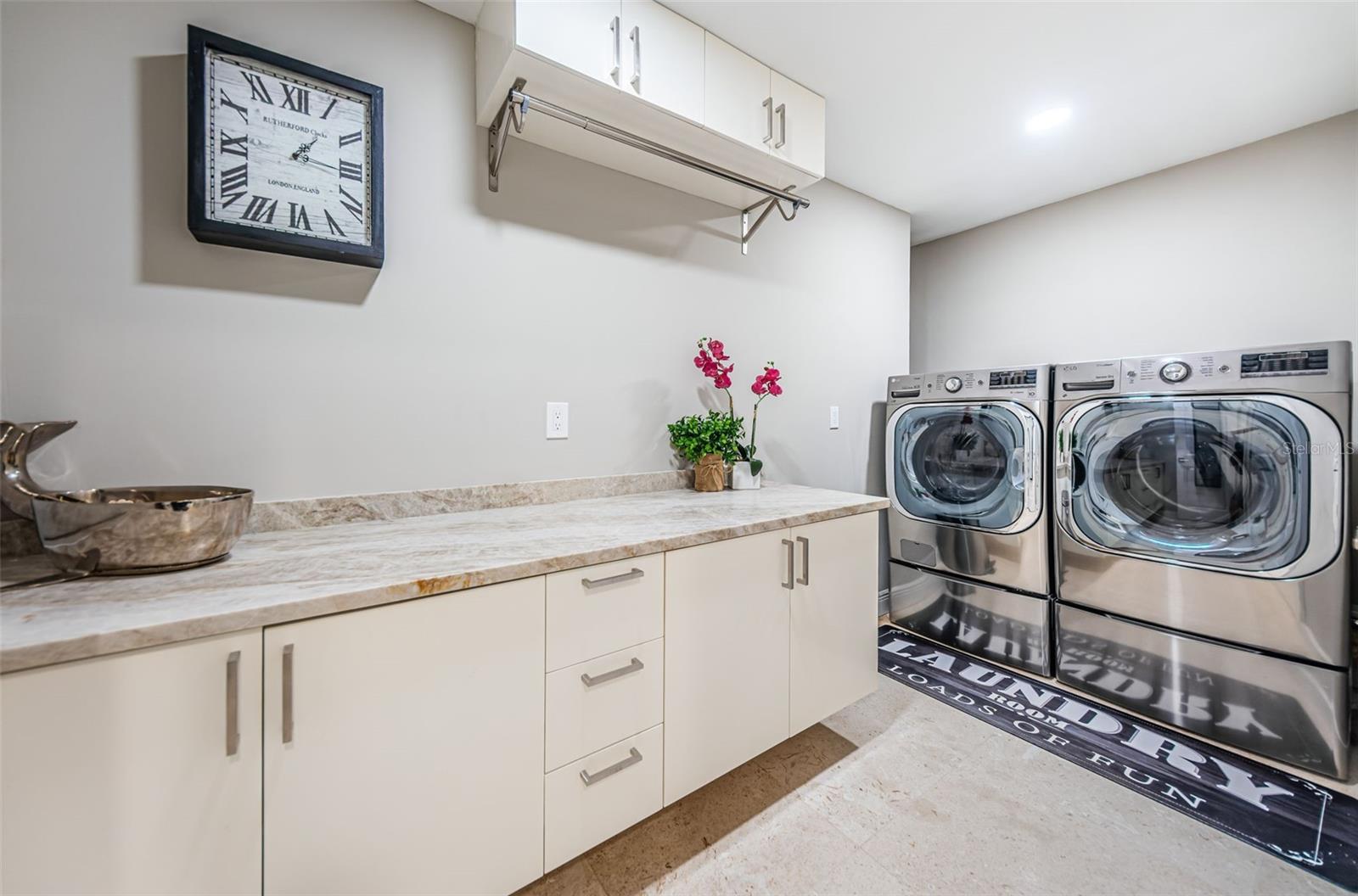 BOCA CIEGA ISLE - Residential